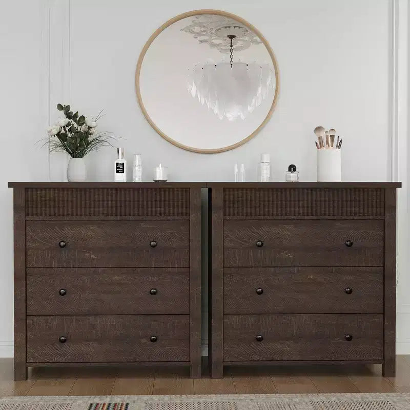 5-Drawer Fluted Wooden Dresser in Walnut